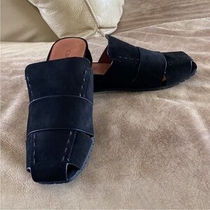 L’Amour Des Pieds Tarius Black Mule